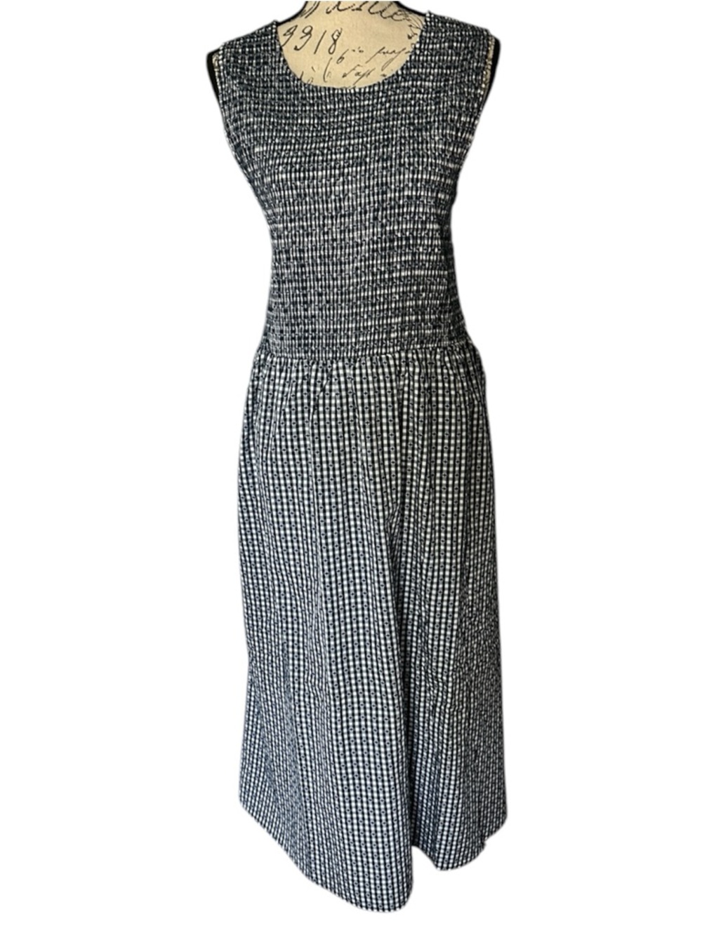 New Draper James Sleeveless Navy & White Smocked Bodice Gingham Dress w/ pockets